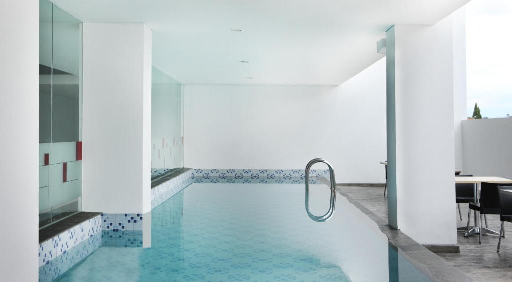 Amaris Hotel Malang Eksteriør billede